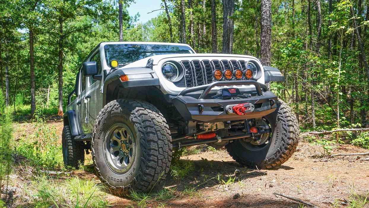 Fab Fours Ghost Stubby Winch Front Bumper For 2020-2026 Jeep Gladiator
