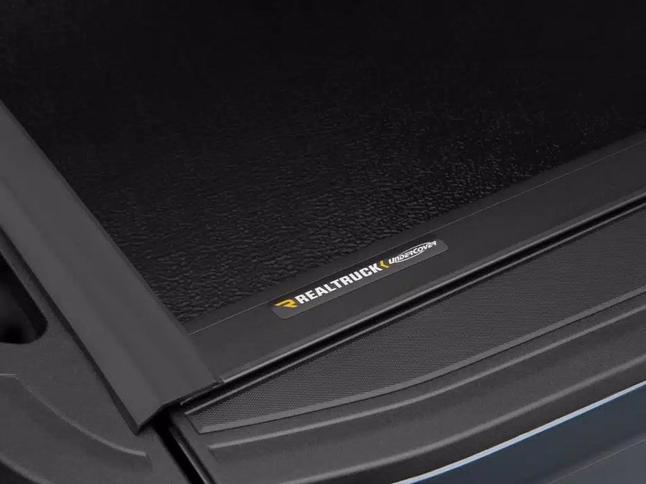 UnderCover Flex Hard Folding Tonneau Cover For 07-13 Chevrolet/GMC Silverado/Sierra 1500 & 07-14 2500/3500 6'6" Bed - FX11008