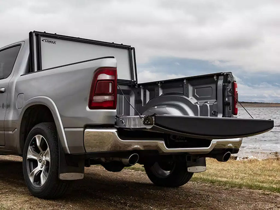 Access LOMAX Stance Hard Folding Tonneau Cover