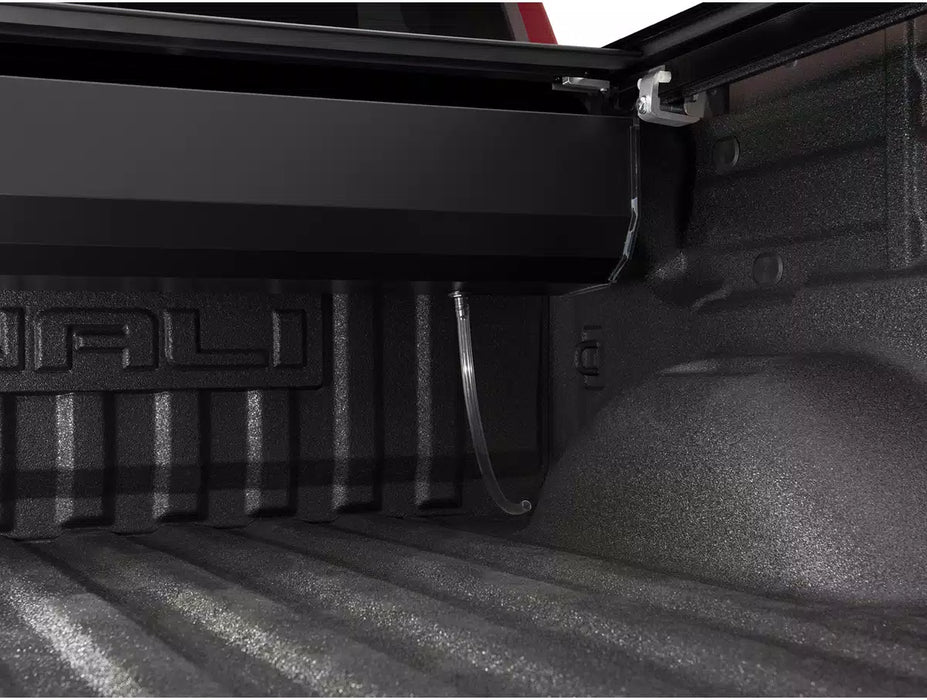 RetraxPRO MX Manual Retractable Tonneau Cover - 80484