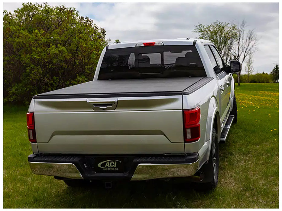 Access LOMAX Stance Hard Folding Tonneau Cover