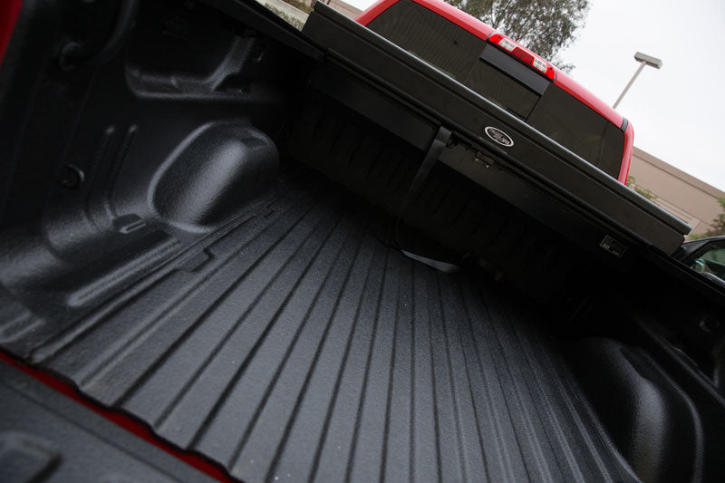 Truck Covers USA American Work Cover For 88-19 GMC/Chevrolet 6'6" Bed - CRT201