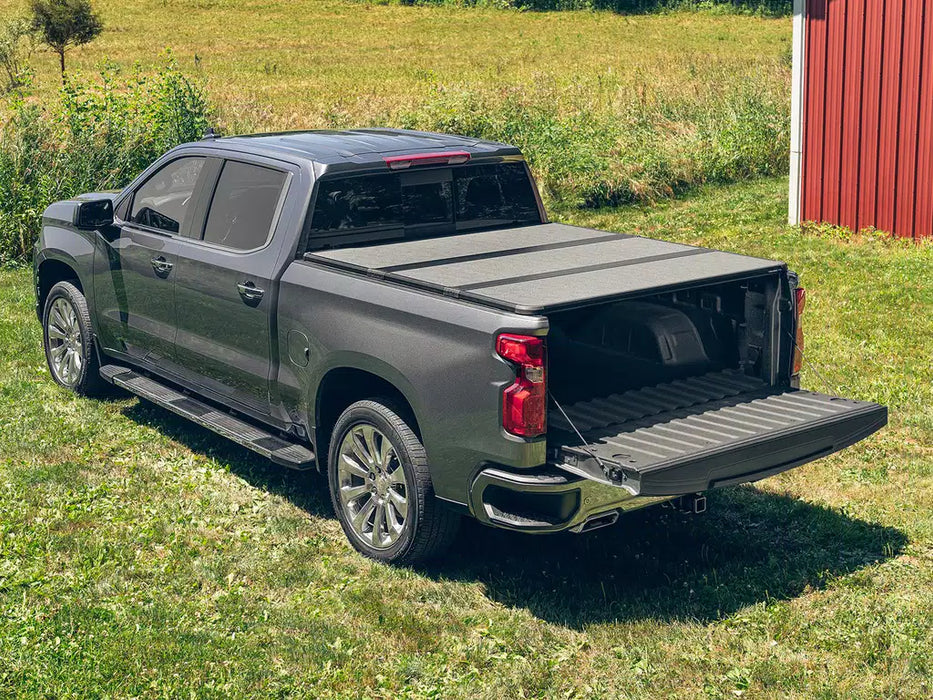 Extang Solid Fold ALX Hard Folding Tonneau Cover For 2015-2020 Ford F-150 5'7" Bed - 88475