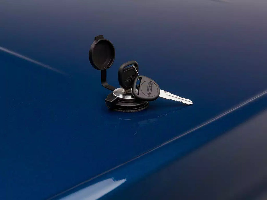 UnderCover LUX One Piece Tonneau Cover For 2017-2022 Ford F-250/350 6'9" Bed - UC2176