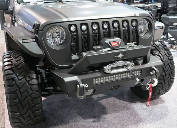 Steelcraft Stubby Front Jeep Gladiator Bumper - 70-92620