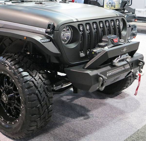 Steelcraft Stubby Front Jeep Gladiator Bumper - 70-92620