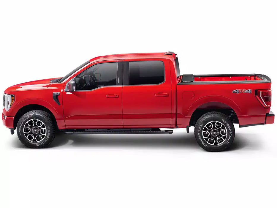 Roll-N-Lock M-Series XT Manual Retractable Tonneau Cover w/ T-Slot Rails - 135M-XT