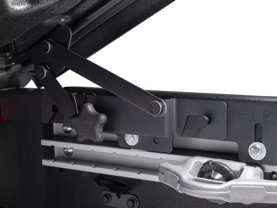 UnderCover Elite One Piece Tonneau Cover - UC2158