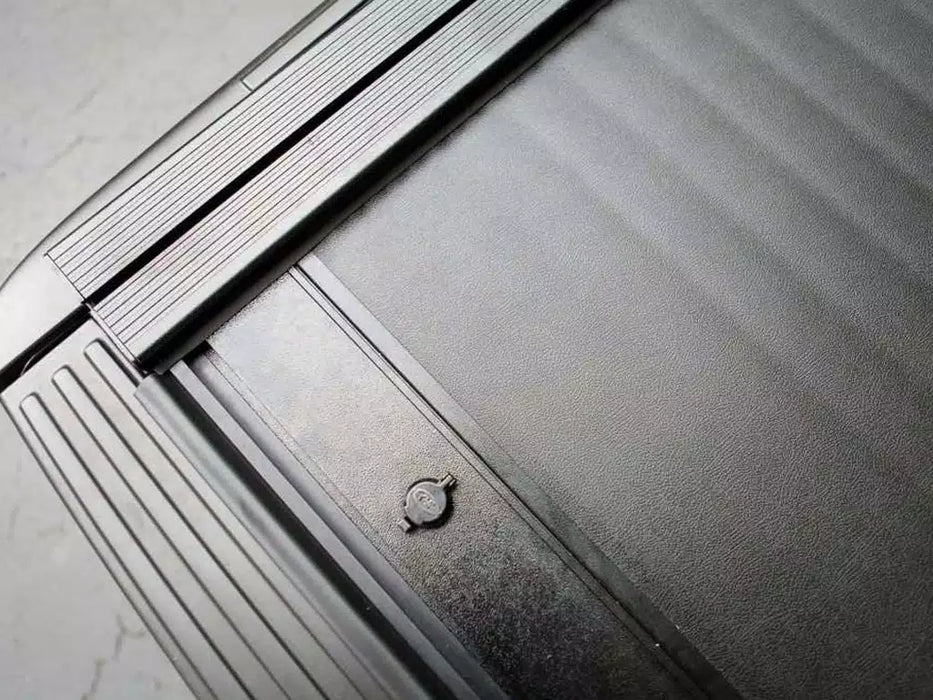 Pace Edwards JackRabbit Manual Retractable Tonneau Cover - JRF2903