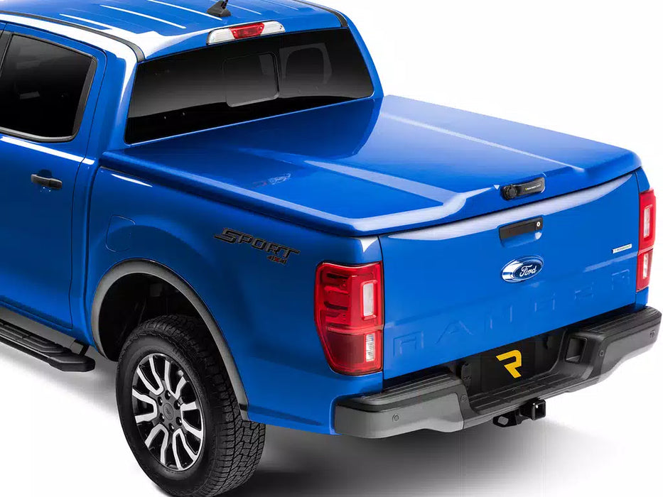 UnderCover Elite LX One Piece Tonneau Cover For 14-18 Chevrolet Silverado 1500, 2019 1500 LD & 15-19 2500/3500 6'6" Bed - UC1128