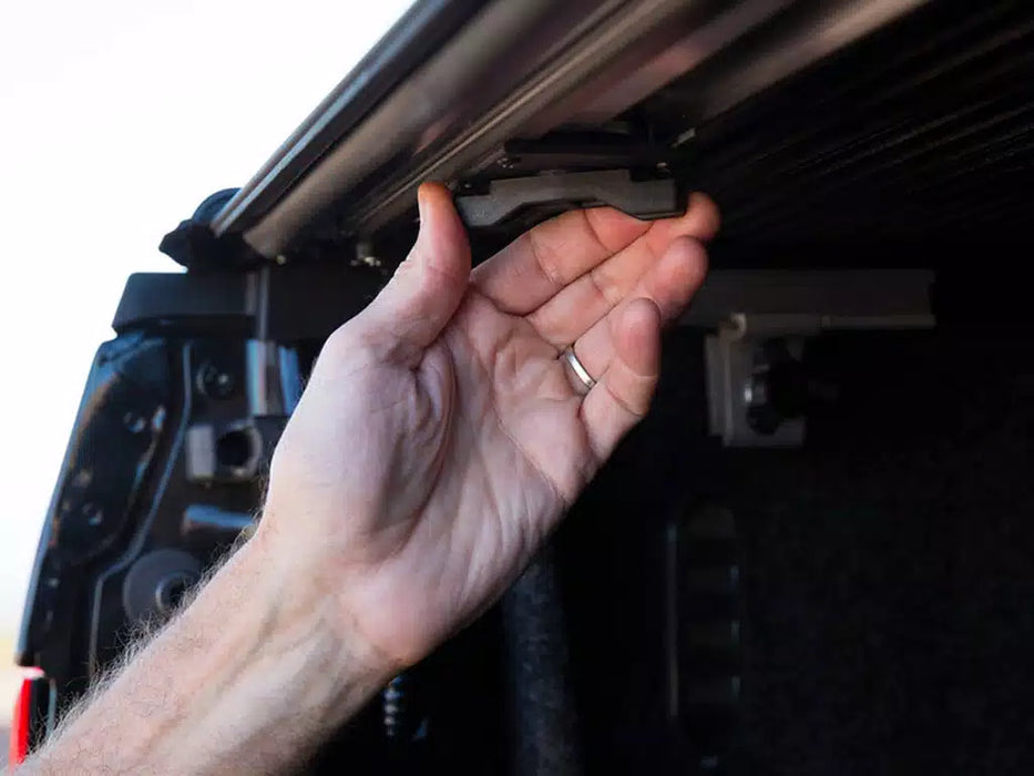 Pace Edwards UltraGroove Metal Manual Retractable Tonneau Cover For 19-26 Chevrolet/GMC Silverado/Sierra 1500 & 2022 1500 LD/LTD 5'8" Bed - KMCA27A58