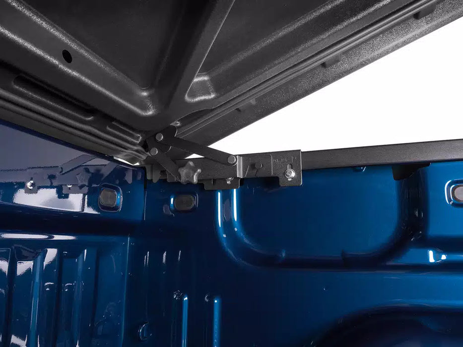 UnderCover LUX One Piece Tonneau Cover For 2017-2022 Ford F-250/350 6'9" Bed - UC2176