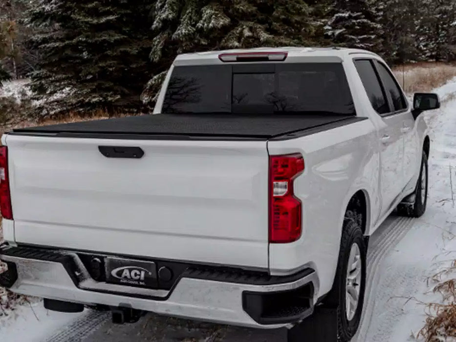 Access LOMAX Stance Hard Folding Tonneau Cover