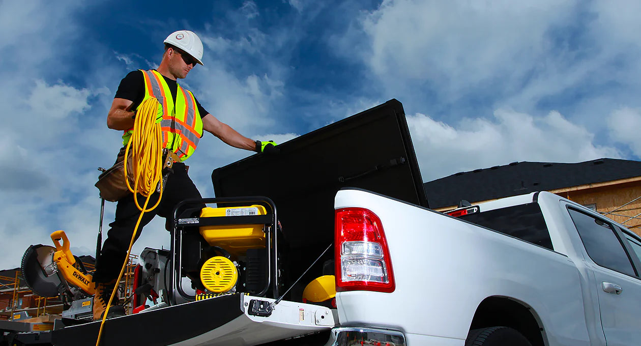 Worksport AL3 Hard Folding Tonneau Cover - 4712550