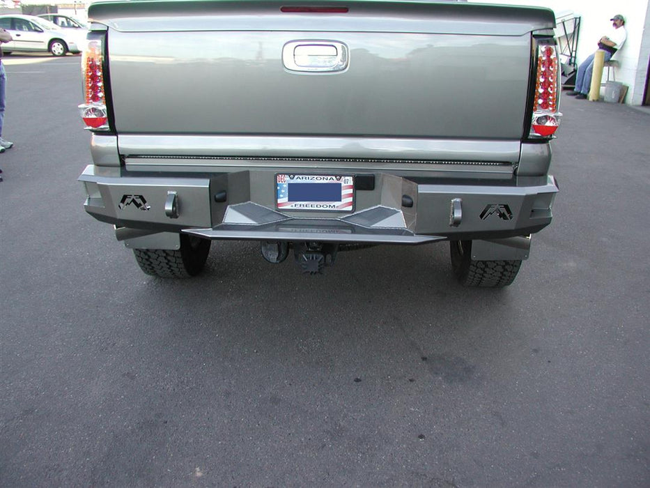 Fab Fours Premium Rear Bumpers For 1999-2006 Chevrolet/GMC Silverado/Sierra 2500/3500 & 2007 Classic - CH99-W1250-1