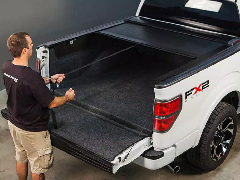 Pace Edwards Switchblade Manual Retractable Tonneau Cover For 2005-2021 Nissan Frontier 5' Bed - SWN5780