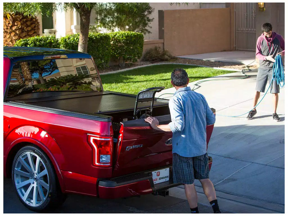 Pace Edwards Full Metal JackRabbit Manual Retractable Tonneau Cover For 2019-2026 RAM 1500 5'7" Bed