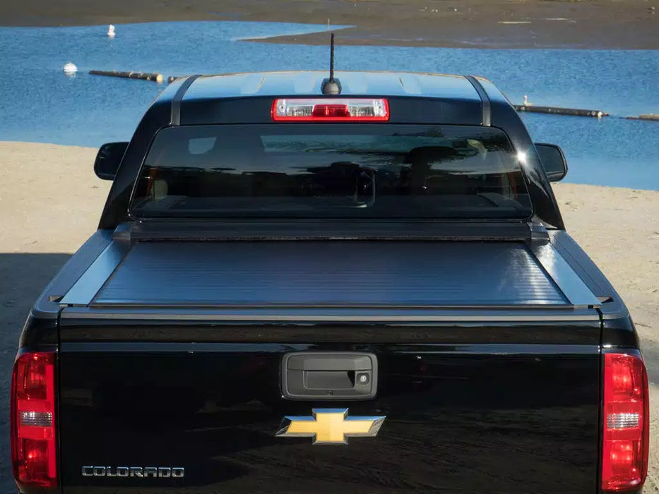 Pace Edwards Switchblade Manual Retractable Tonneau Cover For 2005-2021 Nissan Frontier 5' Bed - SWN5780