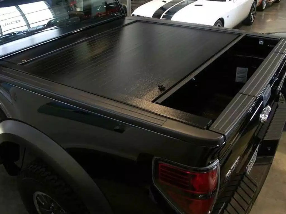 Pace Edwards Full Metal JackRabbit Manual Retractable Tonneau Cover For 16-26 Nissan Titan XD & 17-24 Titan 6'7" Bed