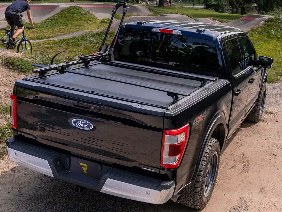 Roll-N-Lock M-Series XT Manual Retractable Tonneau Cover w/ T-Slot Rails - 135M-XT