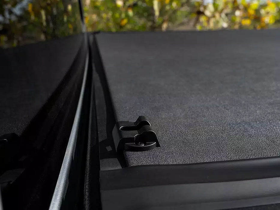 BAK Revolver X4s Hard Roll-Up Tonneau Cover