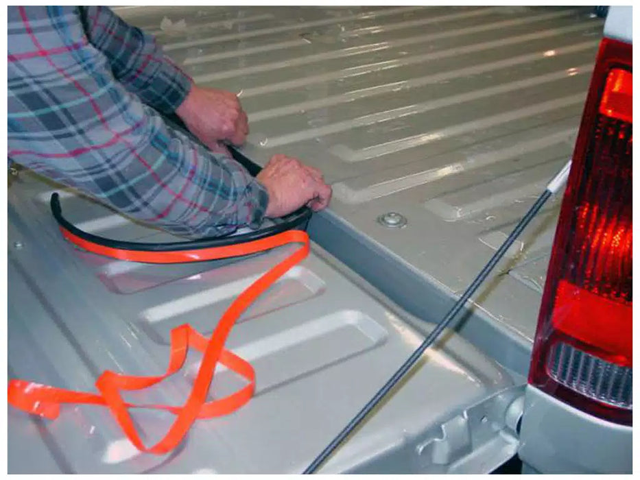 Retrax UNIVERSAL TAILGATE GASKET SEAL