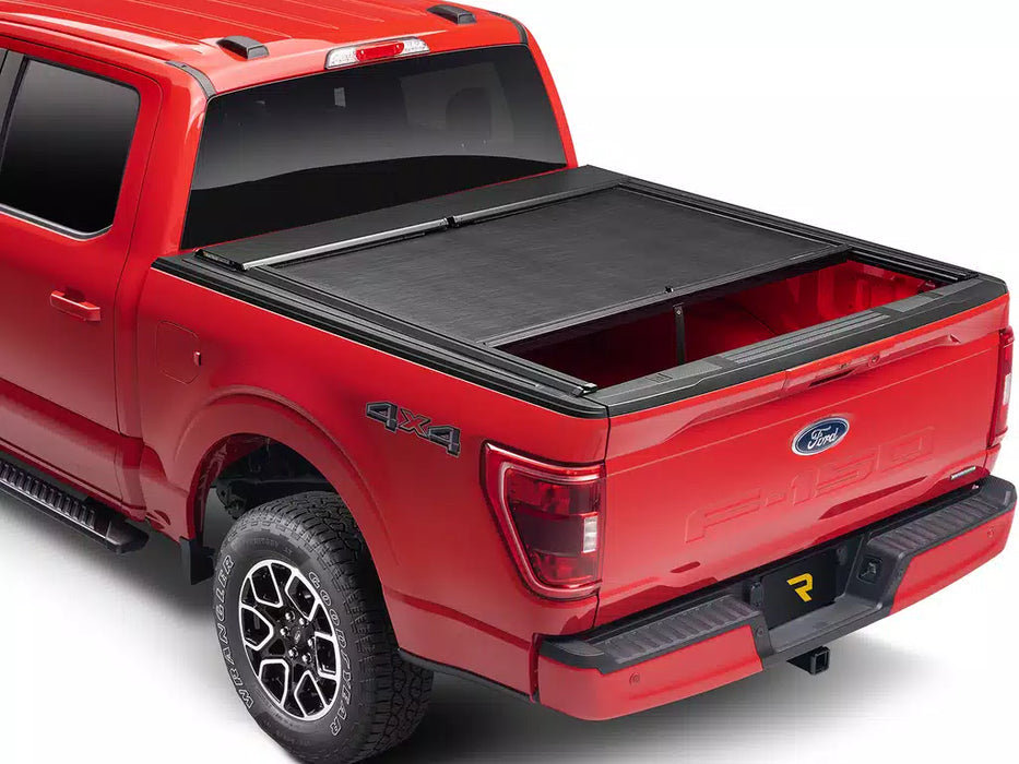 Roll-N-Lock M-Series XT Manual Retractable Tonneau Cover w/ T-Slot Rails - 135M-XT
