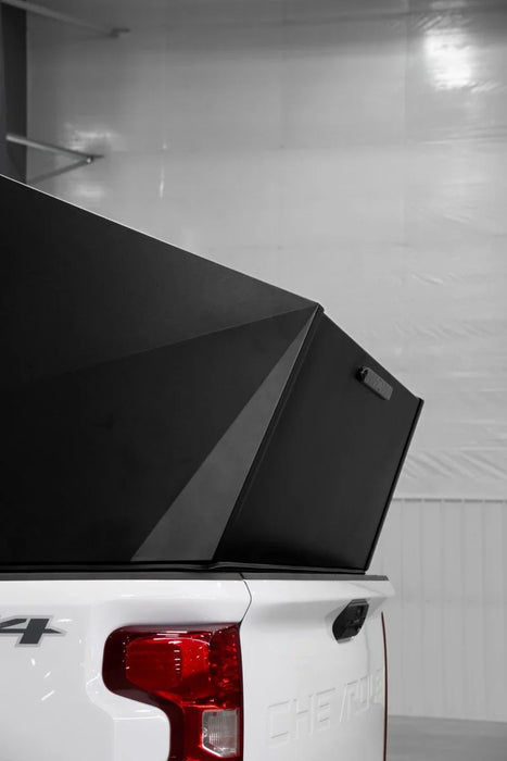 Black River Matrix XL Truck Topper For 2020-2025 Chevrolet/GMC Silverado/Sierra 2500 6'9" Bed - 109943