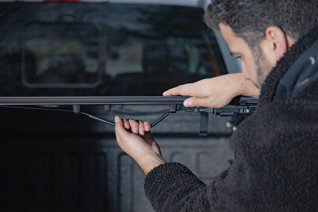 Worksport AL4 Flip-Up Hard Trifold Tonneau Cover For 2015-2022 Chevrolet/GMC Colorado/Canyon 5'2" Bed - 4916250